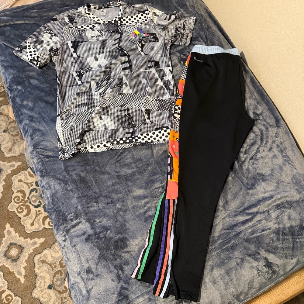 Adidas Men’s Black Jogger Bottoms with Color-Block Side Stripes
